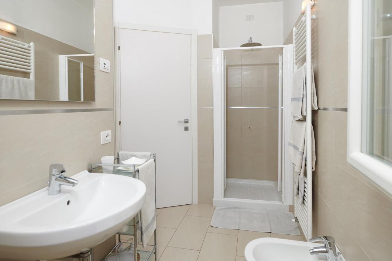La Pervinca Apartments Малчезине Екстериор снимка